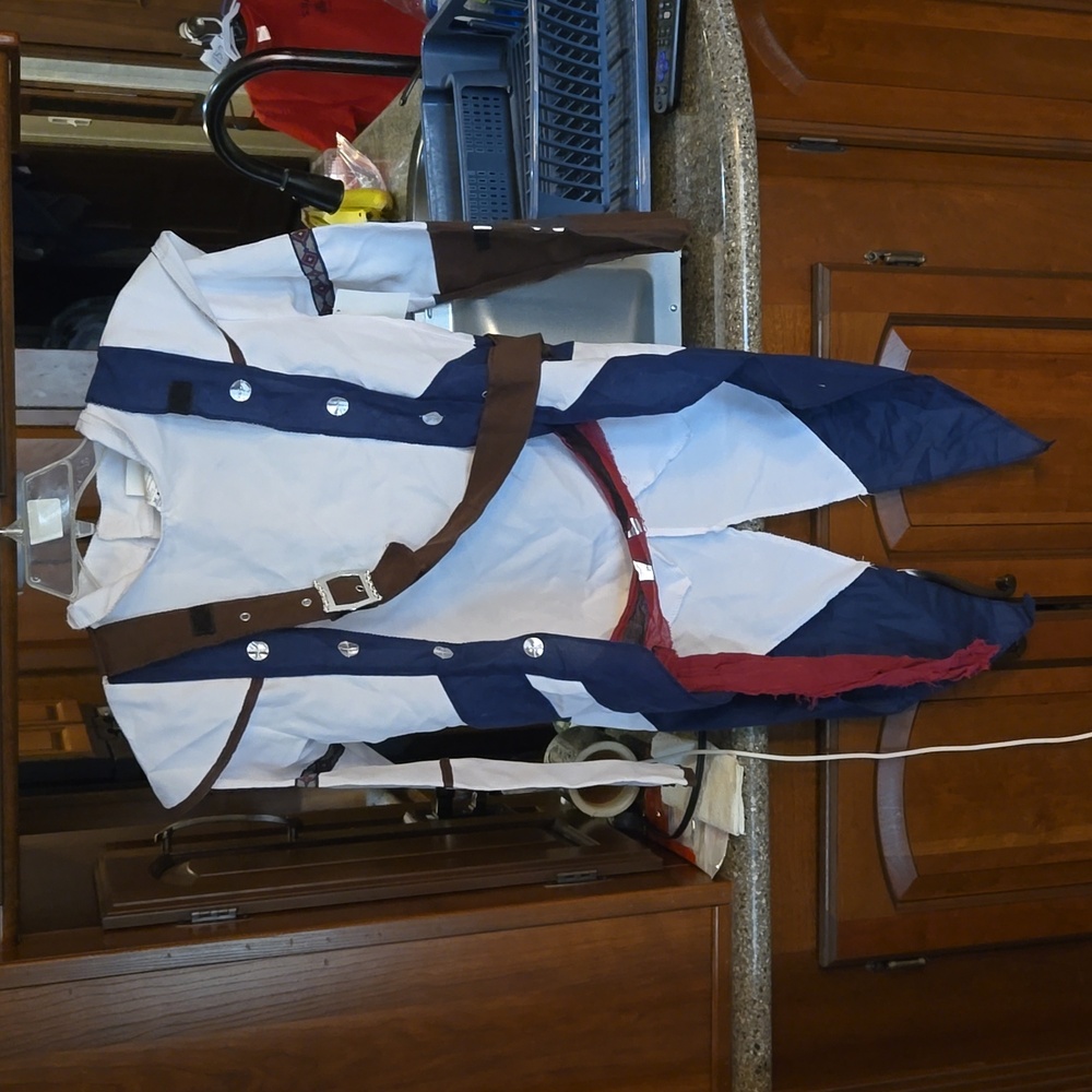 Assassin's Creed Tunic medieval Costume Top Size  M